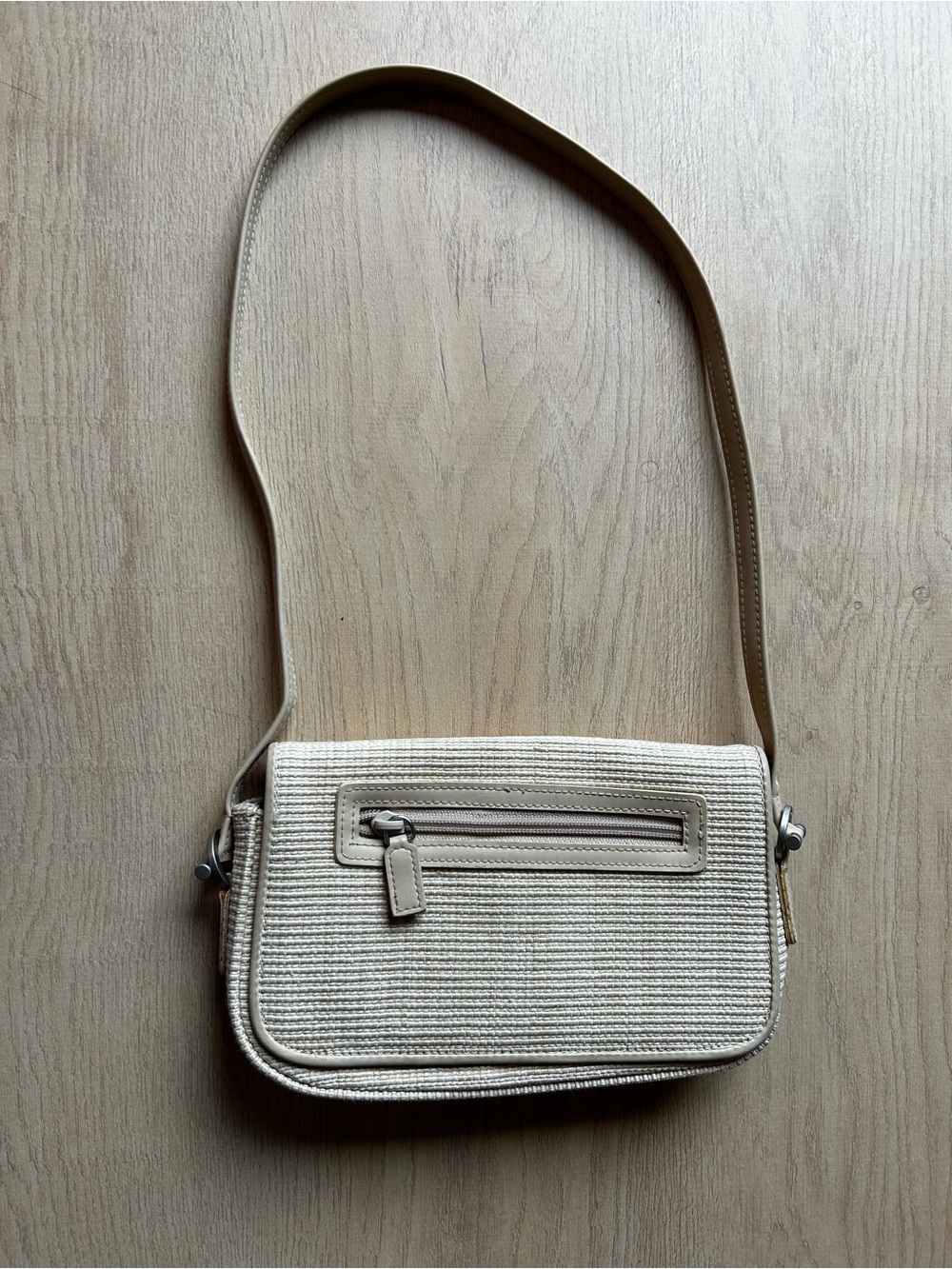 Liz Claiborne Tan Straw Woven Shoulder Bag